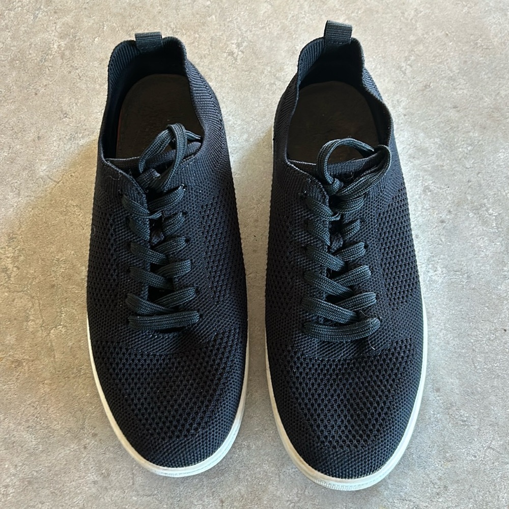 SUAVS - The Zilker - Black on White
